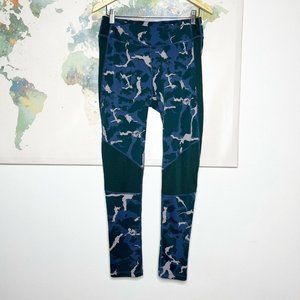 Super.Natural Size Large Leggings Blue Green Camouflage Camo Merino Wool Blend